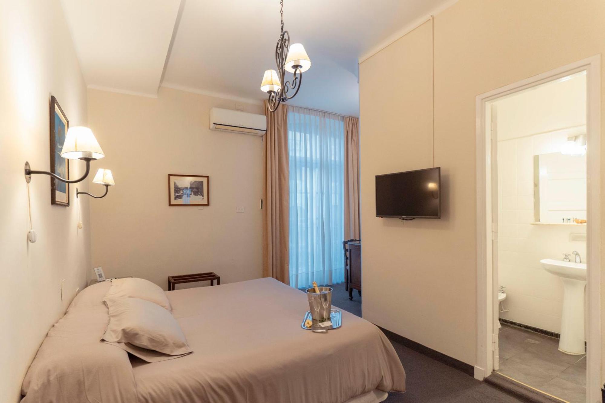 Hotel Colonial ซัลตา ภายนอก รูปภาพ